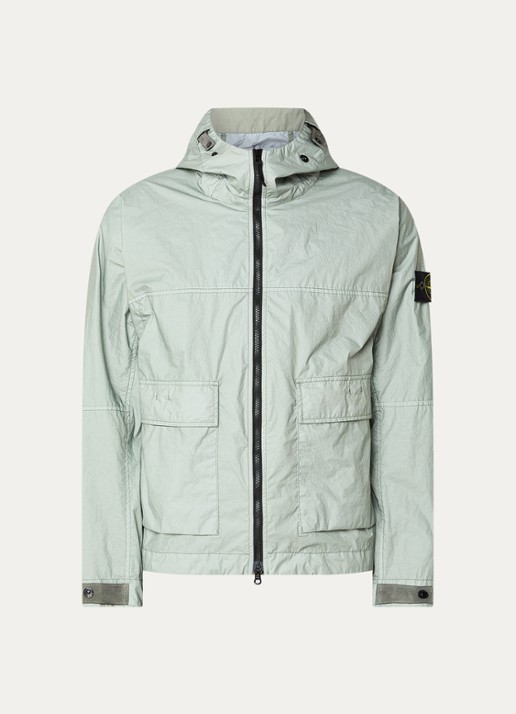 Stone Island S0A21 Jack met capuchon en klepzakken - voorkant 2 lindegroen