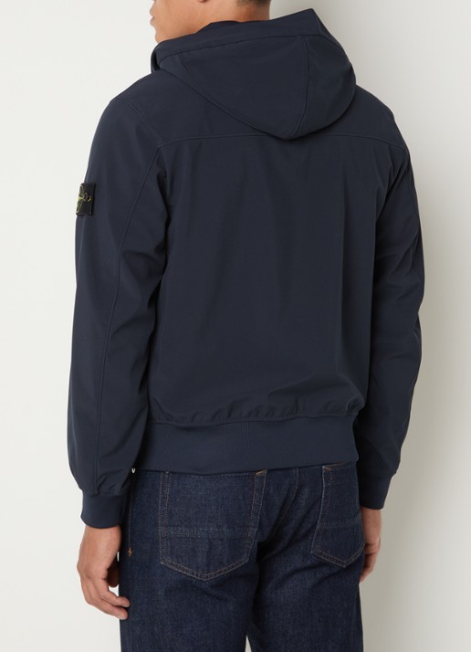 Stone Island S0A22 softshell jack met capuchon en ritszakken - achterkant donkerblauw