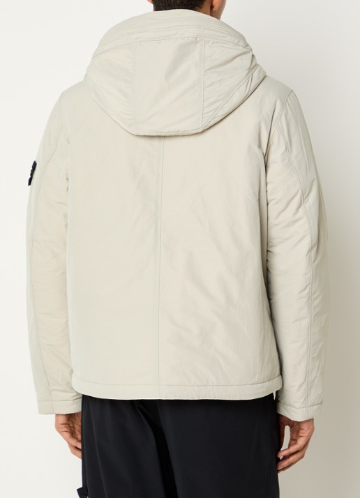 Stone Island S0A26 gewatteerde parka met capuchon en steekzakken - achterkant zand