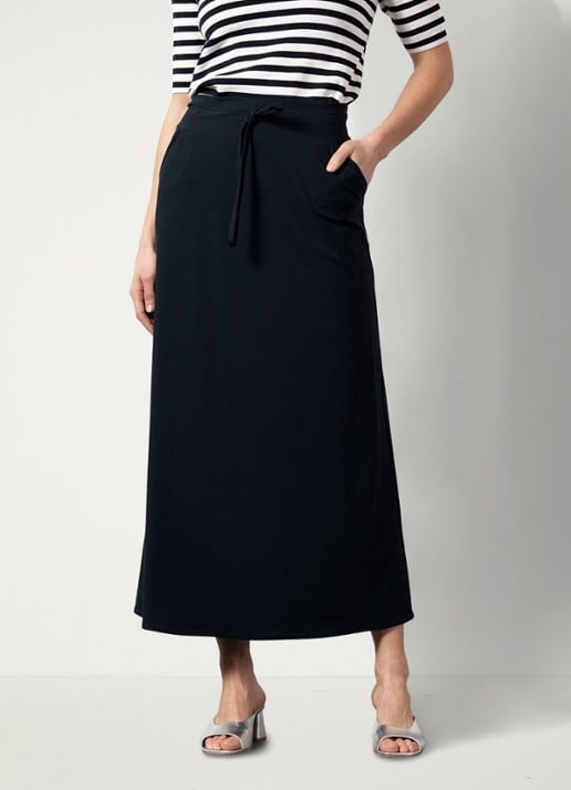 Studio Anneloes Chloe midi rok van travelstof - detail 2 donkerblauw