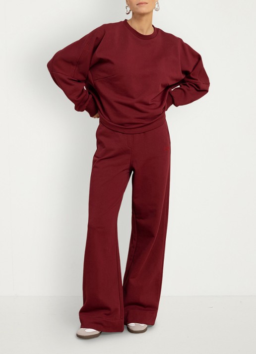 Studio Anneloes Costa sweater met logo - voorkant 2 kersenrood