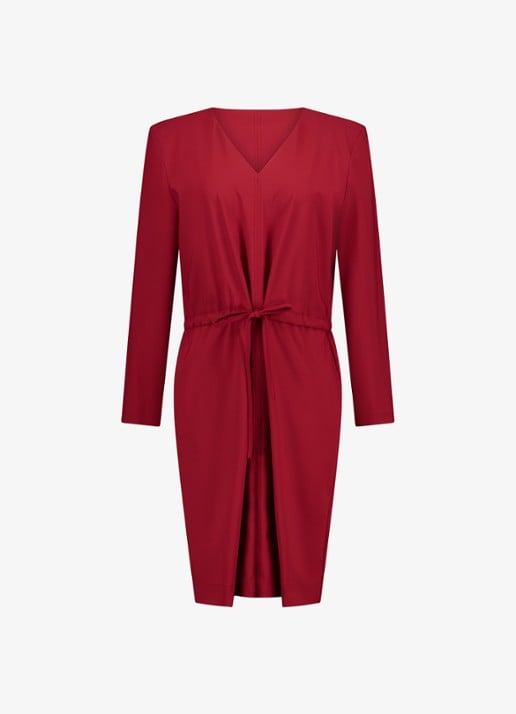 Studio Anneloes Fern midi jurk met strik ceintuur en schoudervulling - voorkant 4 donkerrood