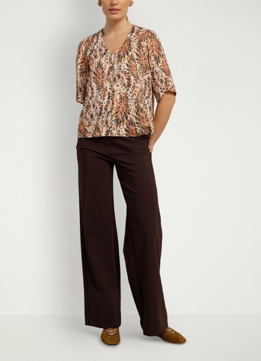 Studio Anneloes Madison top met grafische print - voorkant 2 bruin