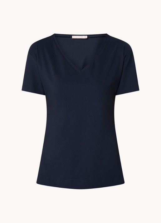Studio Anneloes Roller T-shirt van travelstof met V-hals - voorkant donkerblauw