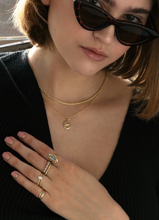 Studio Kroewe Fallon ring van 14 karaat geelgoud met parel - detail 4 geelgoud