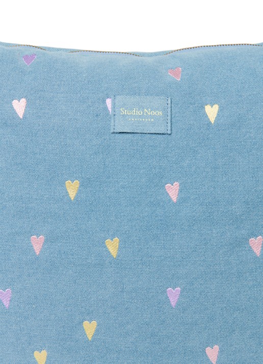 Studio Noos Luiertas van denim met borduring - detail 4 lichtblauw