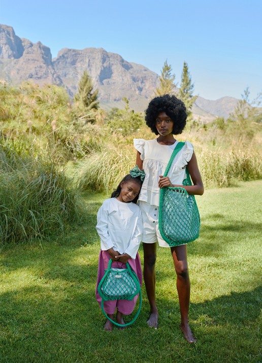 Studio Noos Macramé Mom Bag met omkeerbare binnentas - voorkant 2 groen