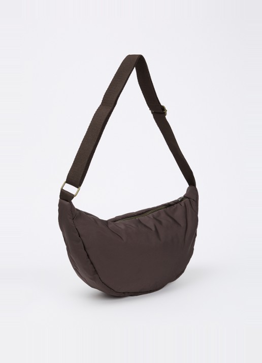 Studio Noos Puffy crossbodytas met verstelbare schouderriem - achterkant 6 donkerbruin