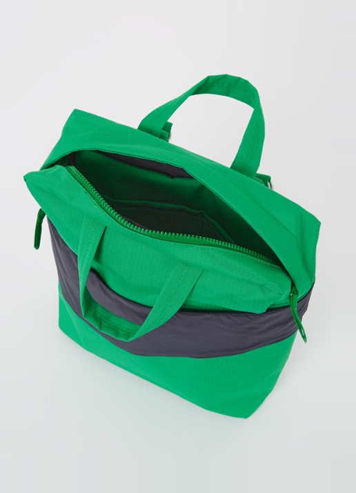 SUSAN BIJL The New Backpack waterafstotende rugzak met 13 inch laptopvak - detail 2 groen