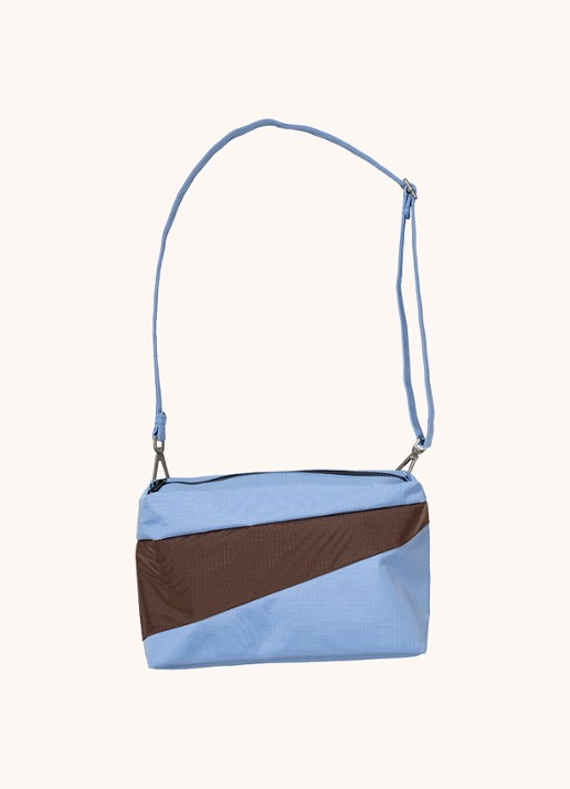 SUSAN BIJL The New Bum Bag Medium crossbodytas met waterafstotende coating - voorkant 2 lichtblauw