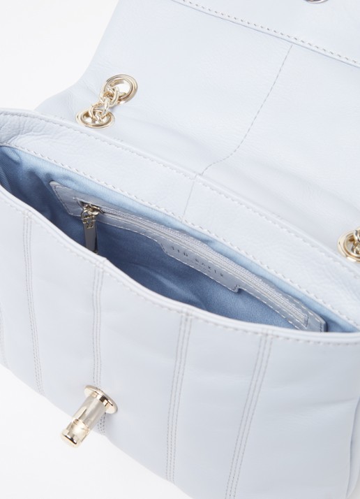 Ted Baker Ayalina schoudertas van quilted leer - detail 3 lichtblauw