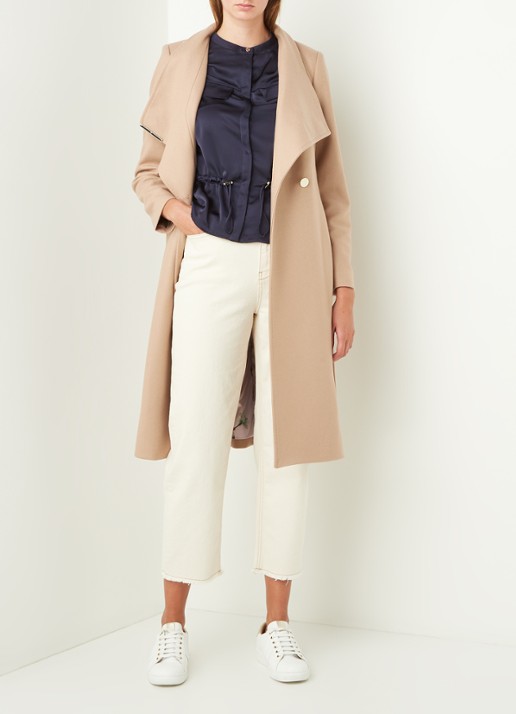 Ted Baker Rose mantel in kasjmierblend met strikceintuur - voorkant 3 camel