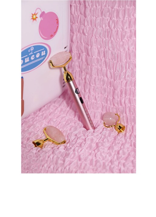 The Coucou Club Coucou Power Face Roller - gezichtsroller - detail 4 roze