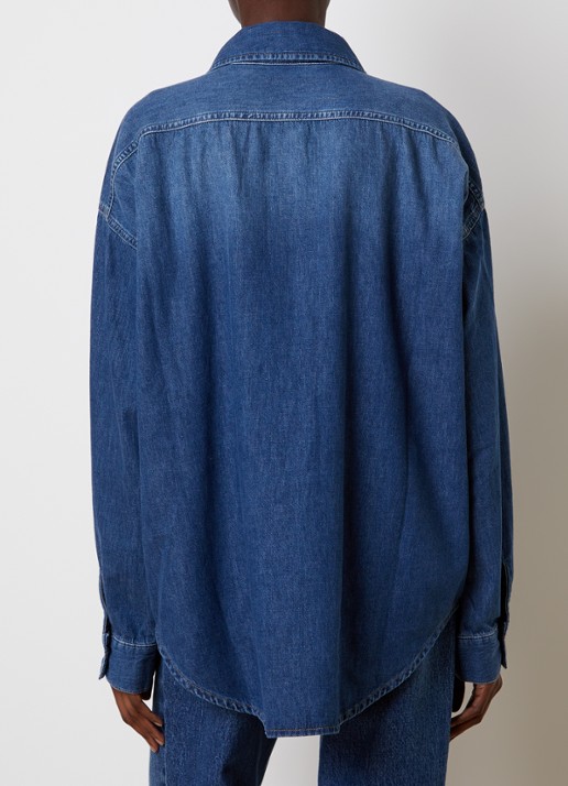 The Frankie Shop Deira blouse van chambray met borstzakken - achterkant indigo