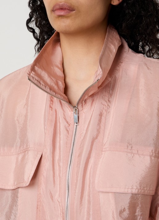 The Frankie Shop Drea semi-transparante bomber jack met steekzakken en glanzende finish - detail 5 roze