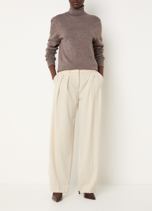 The Frankie Shop Eve fijngebreide trui van merino wol met col - voorkant 2 donkerbeige