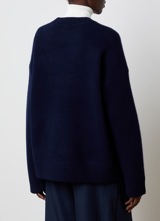 The Frankie Shop Hana grofgebreide trui in wolblend - achterkant donkerblauw