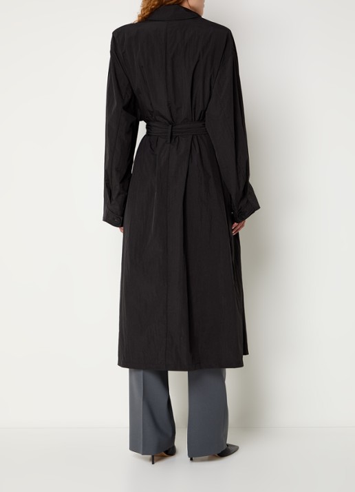 The Frankie Shop Jude double-breasted trenchcoat met strikceintuur - achterkant 3 zwart