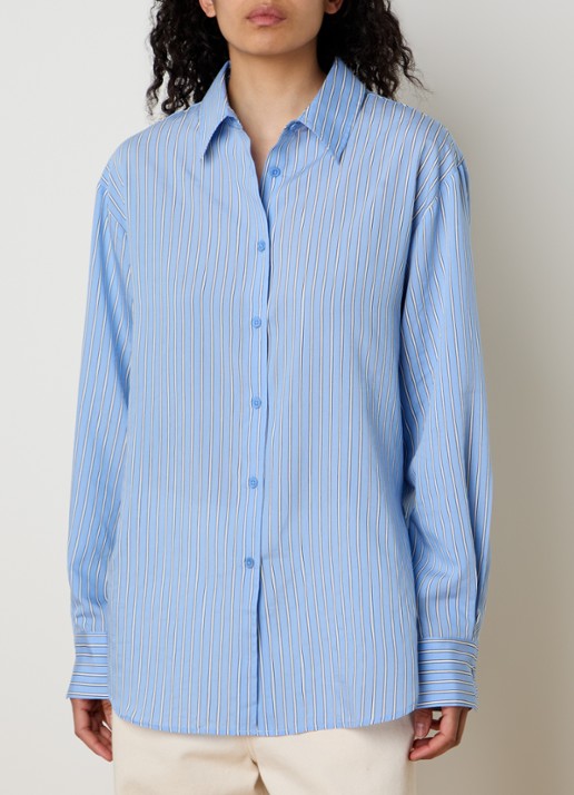 The Frankie Shop Peri Fluid blouse met streepprint