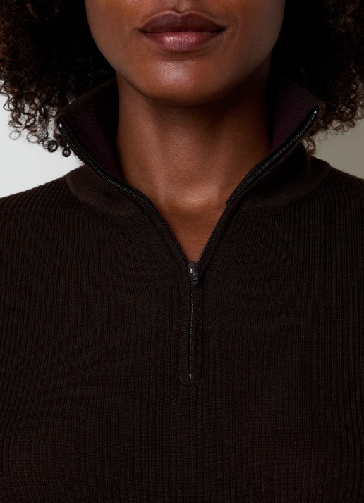 The Frankie Shop Sade fijngebreide pullover in wolblend met halve rits - detail 3 donkerbruin