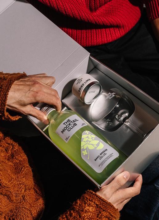 The Mocktail Club Perfect Serve Basil Breeze mocktail in geschenkverpakking 99 cl - detail undefined