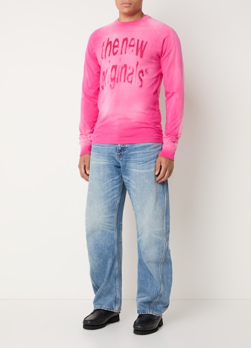 The New Originals Airbrushed Big Logo Raglan longsleeve met logoprint - voorkant 2 roze