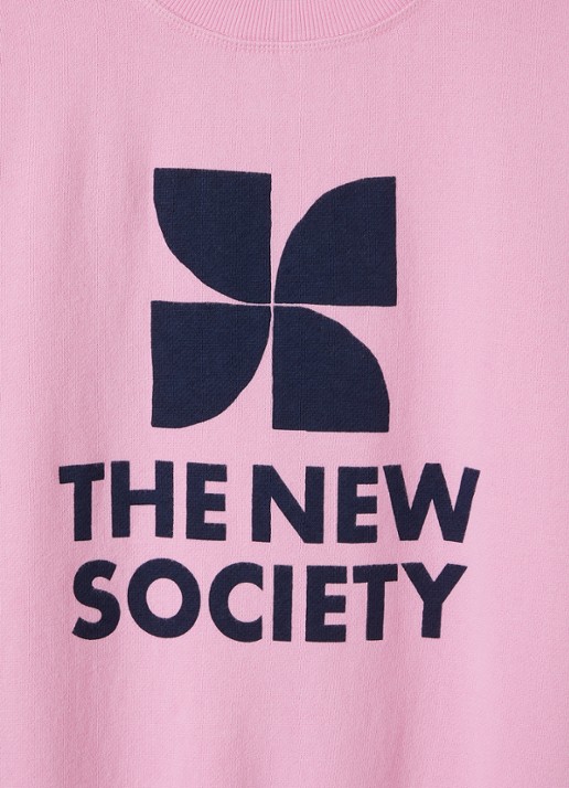 The New Society Sweater met logoprint - detail lila