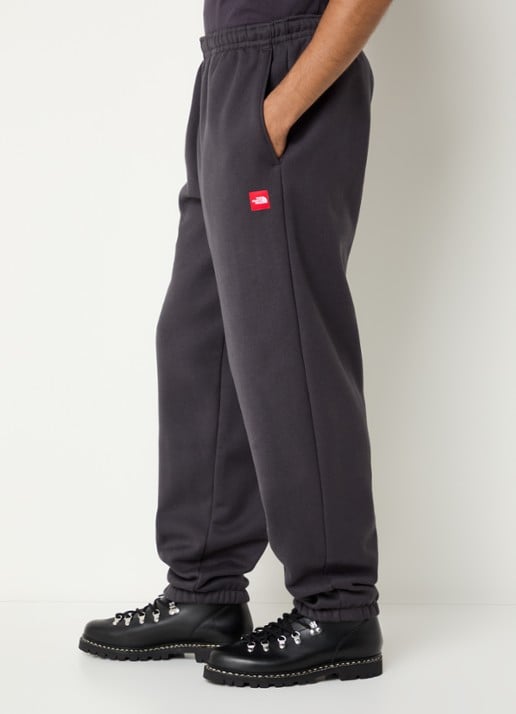 The North Face Loose fit joggingbroek met logoborduring - detail 2 antraciet
