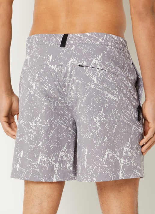 The North Face Straight fit korte broek met print en steekzakken - achterkant 3 lichtgrijs