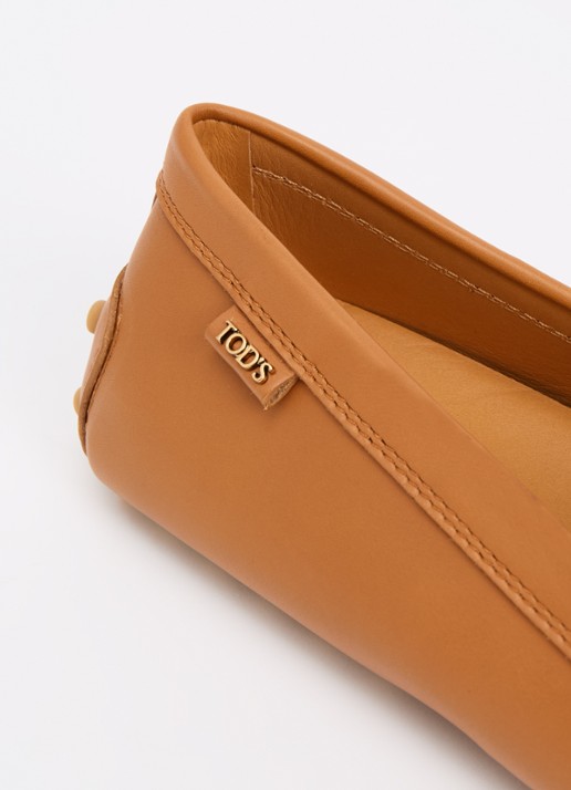 Tod's Gommino mocassin van kalfsleer - detail 4 roestbruin