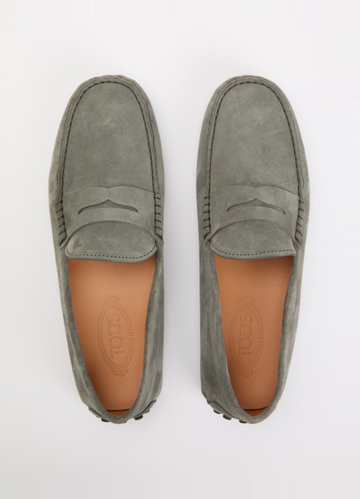 Tod's Gommino mocassin van suède - detail 3 olijfgroen