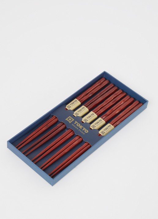 Tokyo Design Studio Chopsticks Giftset eetstokjes set van 5  - voorkant 3 bruin
