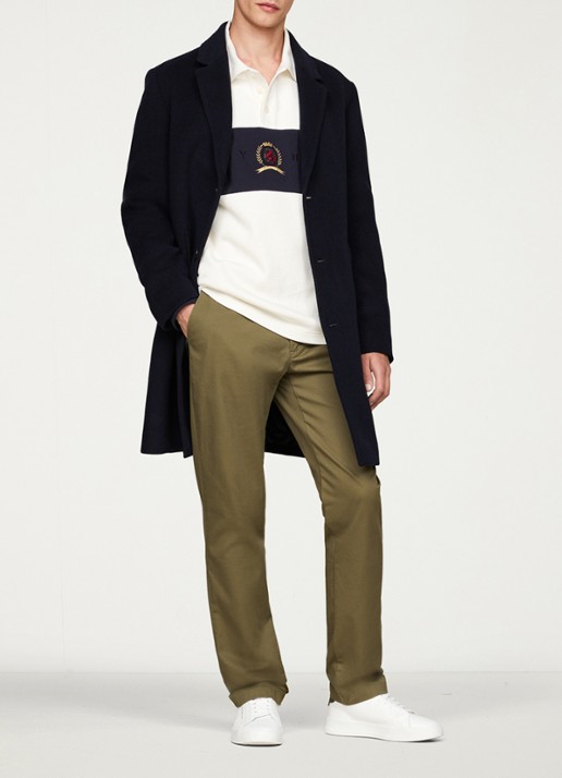 Tommy Hilfiger 1985 Denton straight fit chino met steekzakken - voorkant 5 olijfgroen