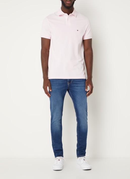 Tommy Hilfiger Core regular fit polo van piqué katoen met logoborduring - voorkant 4 light pink-tog / roze