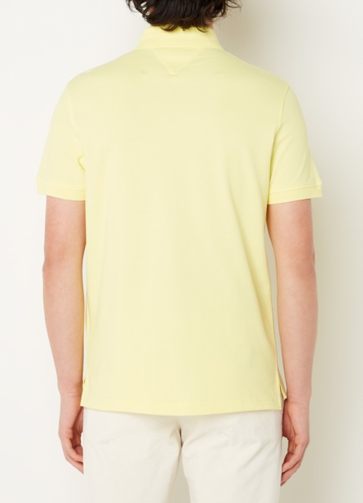 Tommy Hilfiger Core regular fit polo van piqué katoen met logoborduring - achterkant 8 yellow tulip / geel