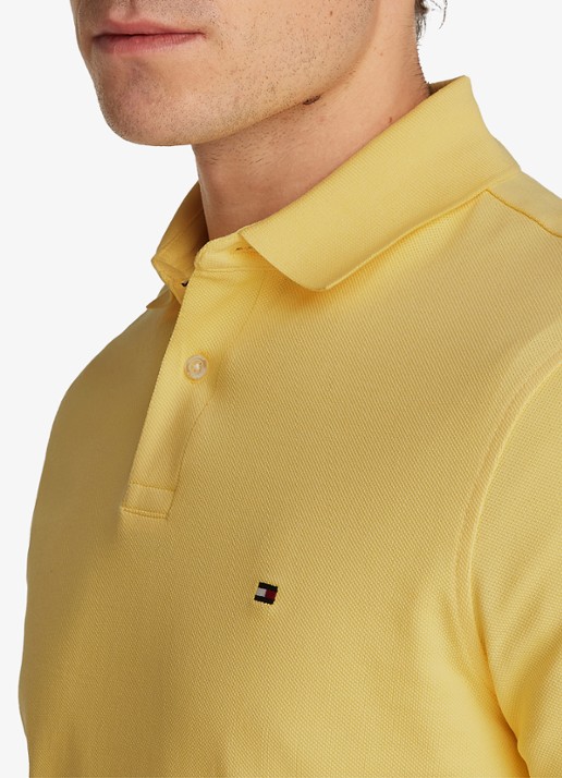 Tommy Hilfiger Core regular fit polo van piqué katoen met logoborduring - detail 2 citronella / geel