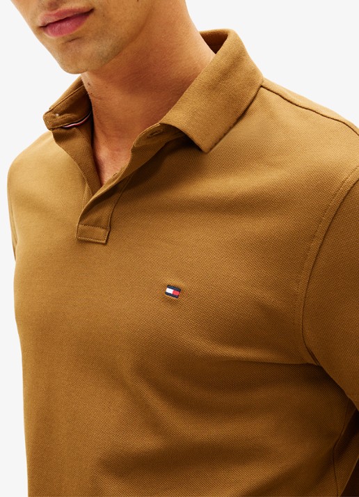 Tommy Hilfiger Core regular fit polo van piqué katoen met logoborduring - detail 5 highland khaki-gwp / bruin