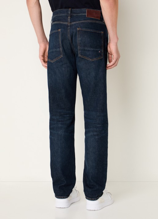 Tommy Hilfiger Denton straight leg jeans met donkere wassing - achterkant 3 indigo