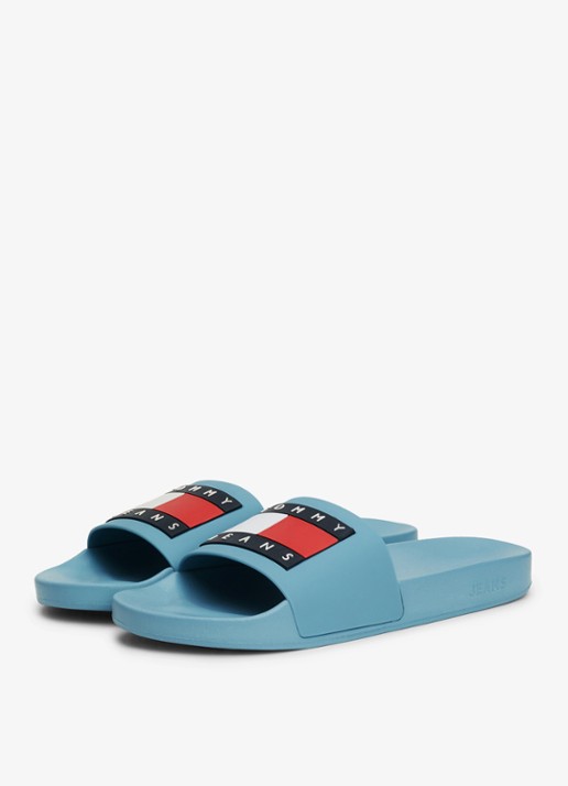 Tommy Hilfiger Essential slipper met logo - voorkant lichtblauw
