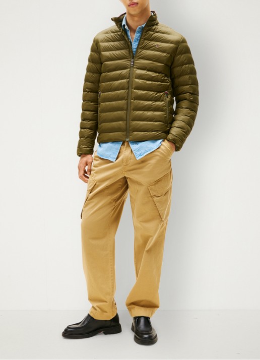 Tommy Hilfiger Gewatteerd jack met waterafstotende coating - voorkant 4 legergroen