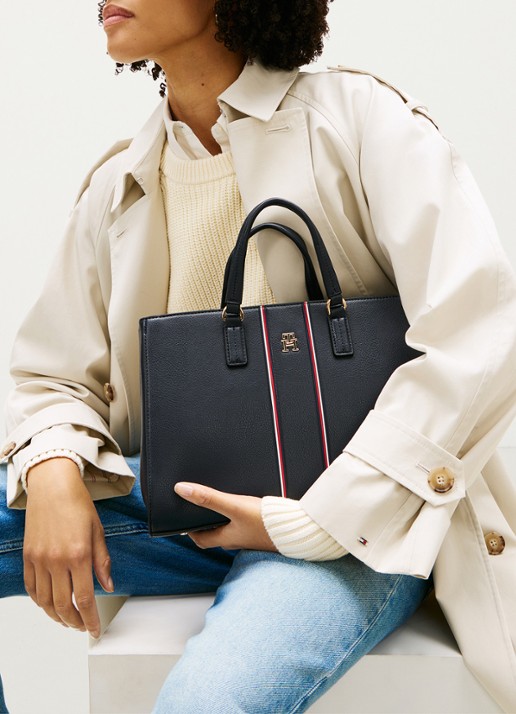 Tommy Hilfiger Handtas met logo - voorkant 5 donkerblauw