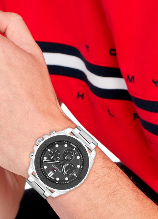 Tommy Hilfiger Horloge TH1710689  - voorkant 2 zilver