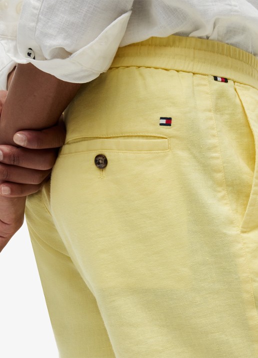 Tommy Hilfiger Korte broek in linnenblend - detail 3 geel