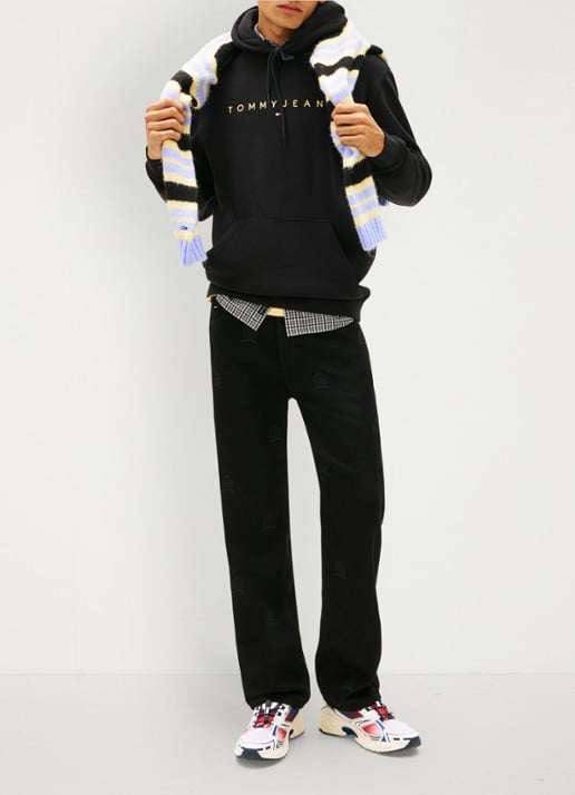 Tommy Hilfiger Linear Logo Embroidery Kangaroo Pocket Hoody - voorkant 2 middengrijs