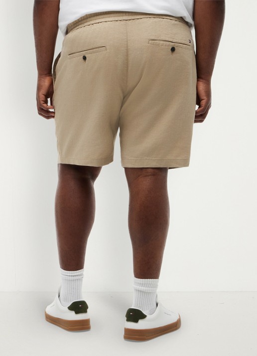 Tommy Hilfiger Straight fit korte broek in linnenblend - achterkant beige
