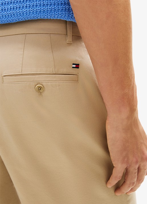 Tommy Hilfiger Straight fit korte chino in katoenblend - detail 3 beige