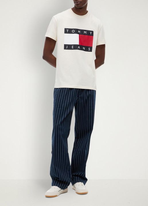 Tommy Hilfiger T-shirt met logo - voorkant 2 wit