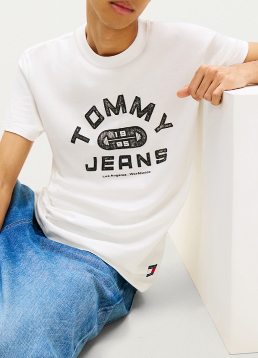 Tommy Hilfiger T-shirt met logoprint - detail 5 wit
