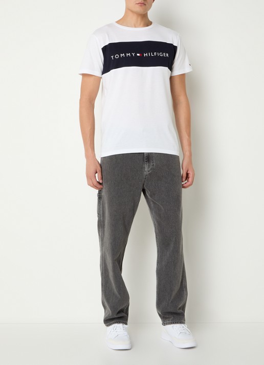Tommy Hilfiger T-shirt met logoprint - voorkant 4 wit