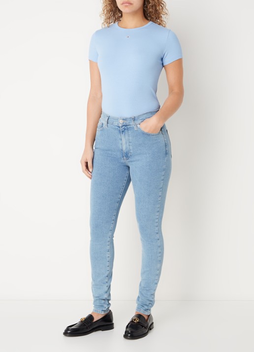 Tommy Hilfiger T-shirt met ribstructuur en logoborduring - voorkant 2 lichtblauw